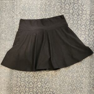 Old Navy Black Cloud Active Skort